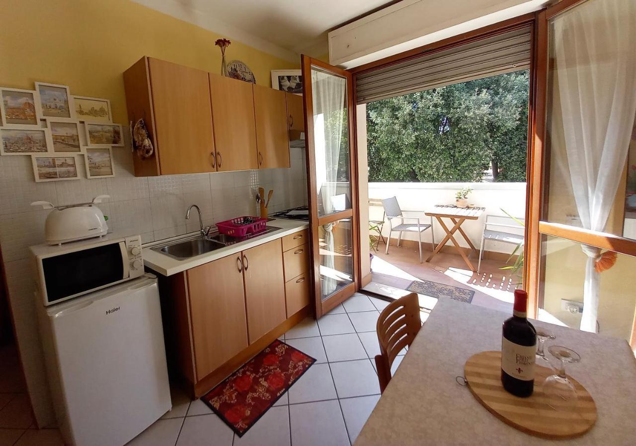 Palazzo Wanny Free Parking & Terrace Appartement Florence Buitenkant foto